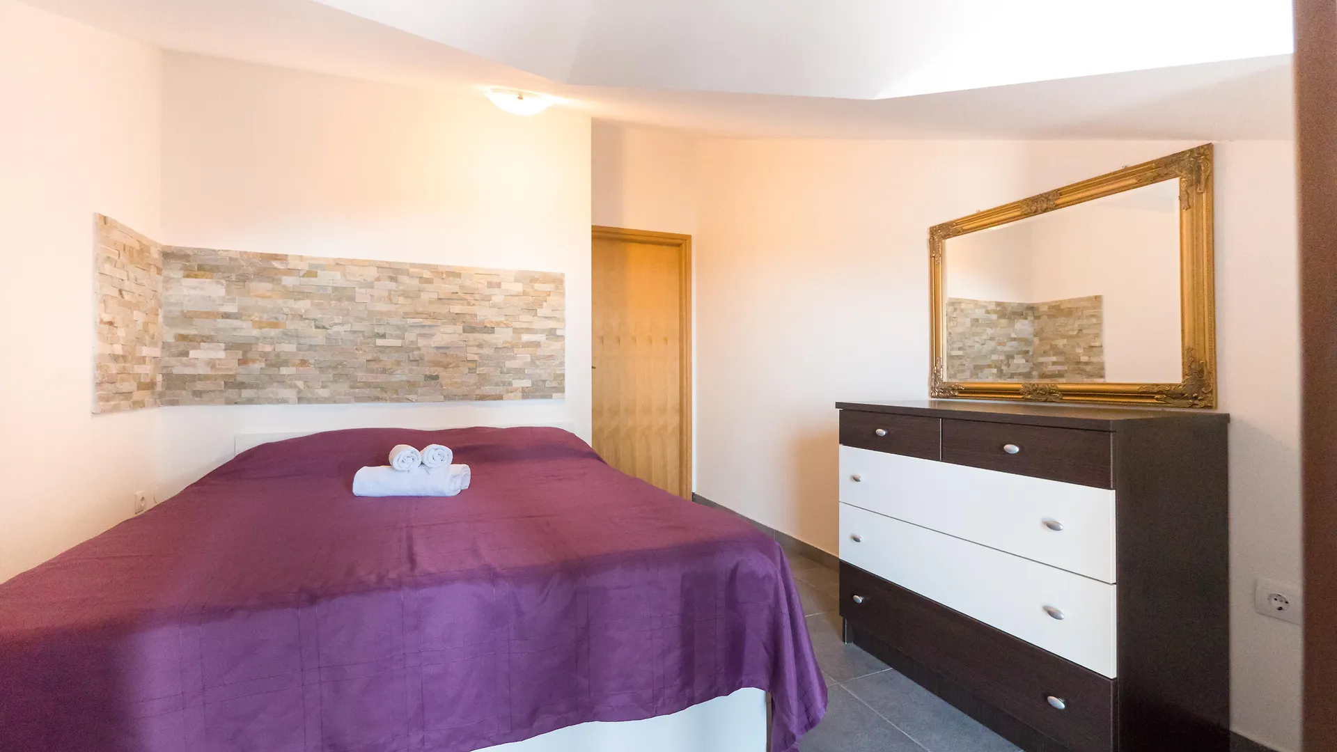 Aparthotel Plat Kožino 4*,